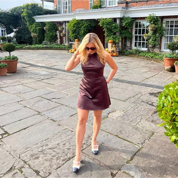 Reformation Zenni Dress - Picture 2 of 7